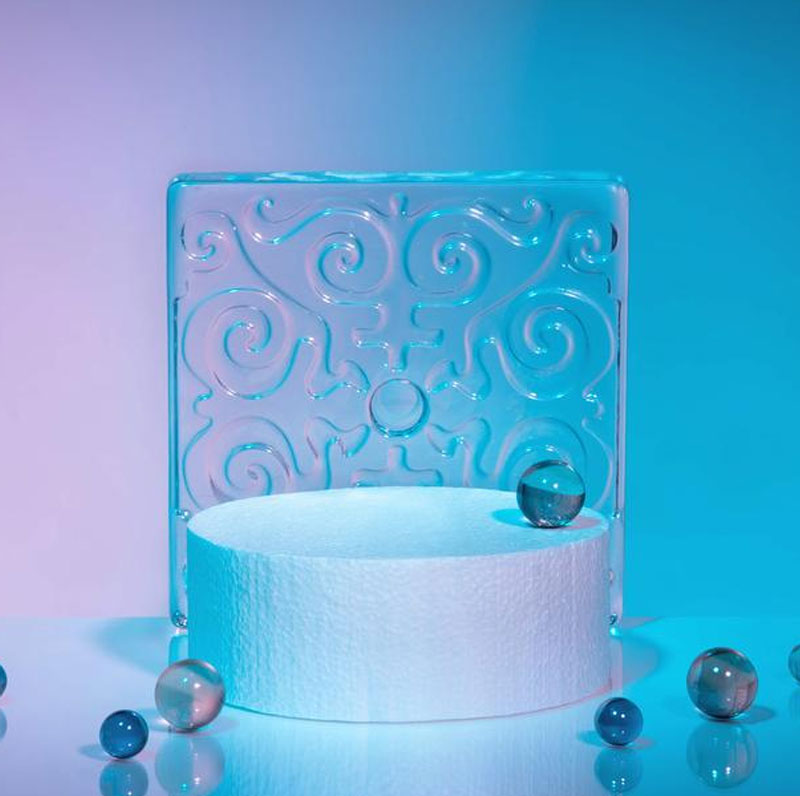 Acrylic CNC Machining: Complete Guide to Services, Tools & Techniques